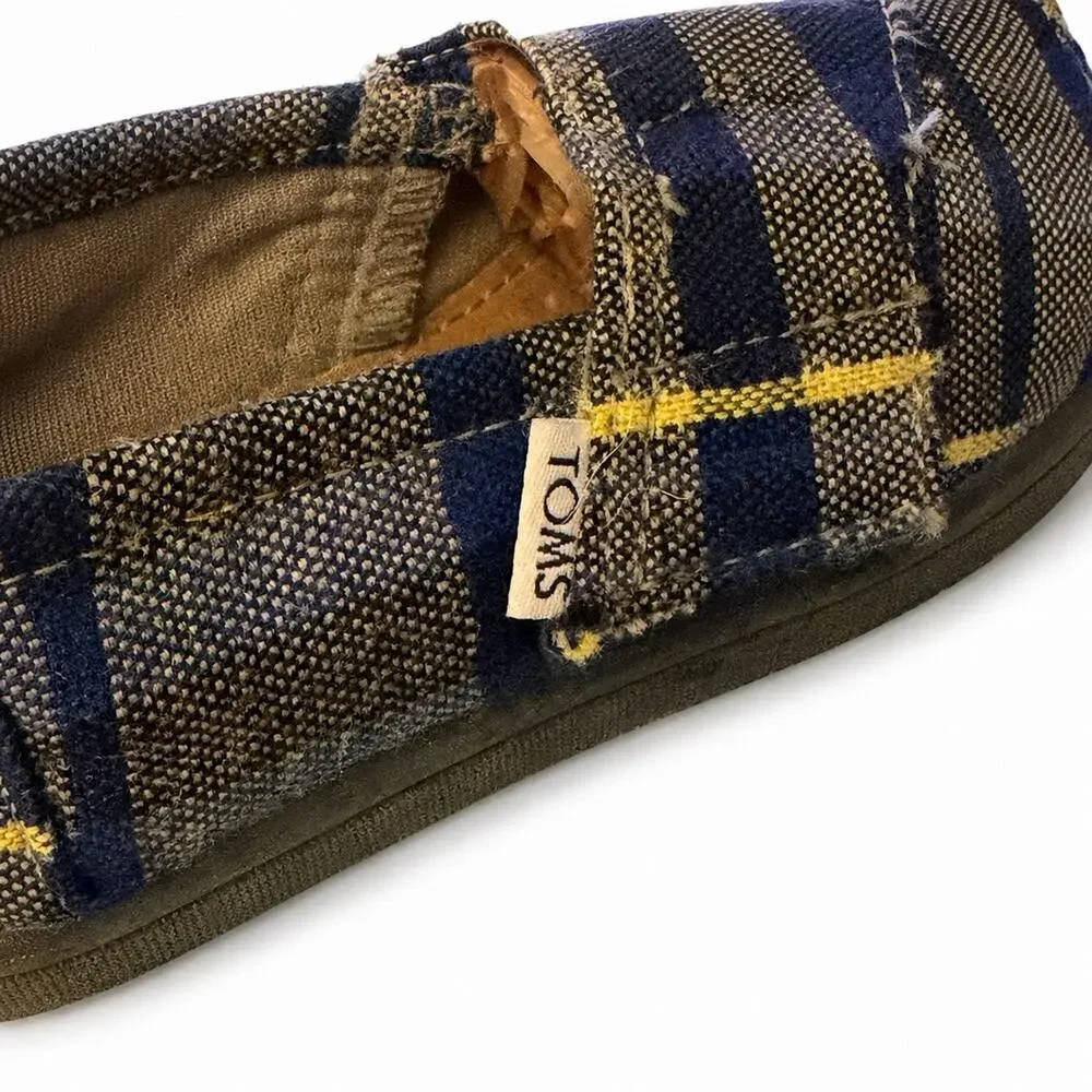 TOMS Toddler Shoes Size 9 Blue Plaid Slip On Alpargata Kids Casual